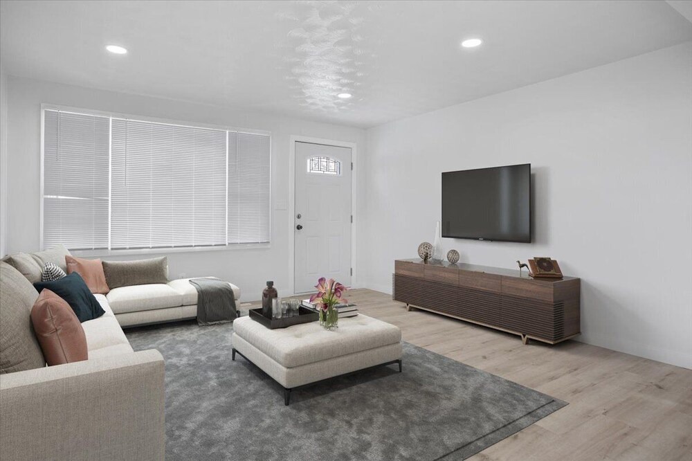 Photo of Livingroom in Lockwood