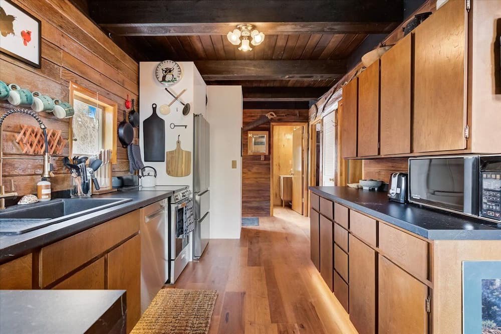 Photo of Kitchen in Tollgate Canyon
