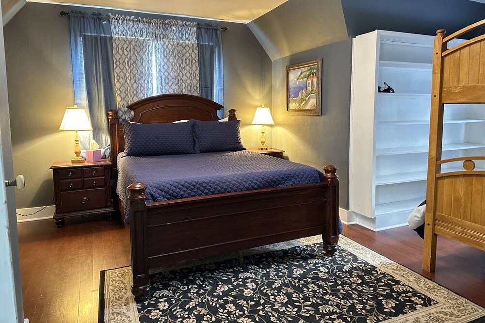 Photo of Bedroom in Montpelier