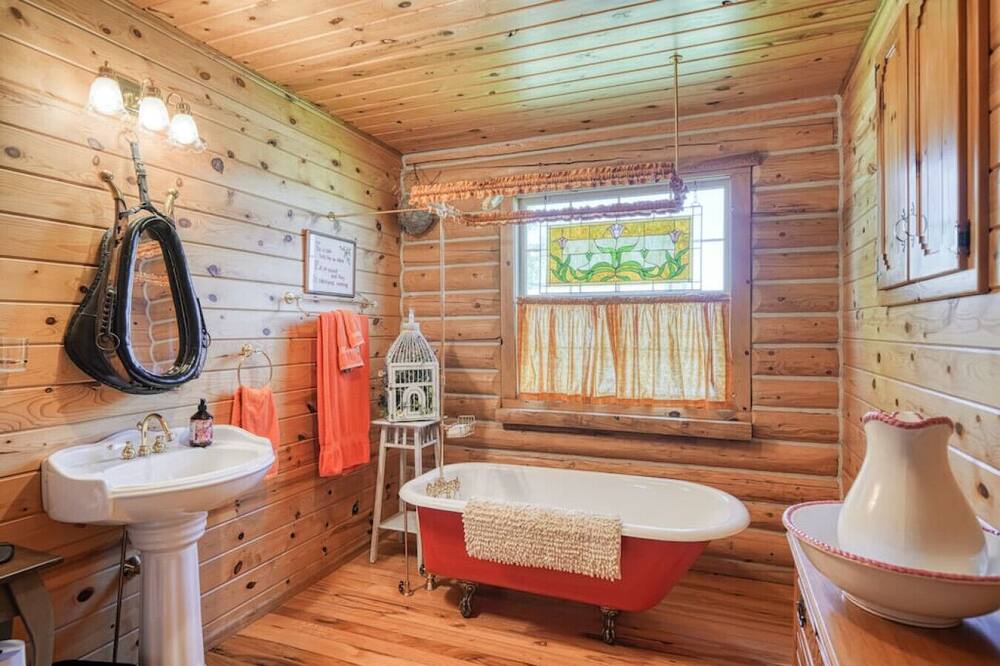 Photo of Bathroom in Rigby