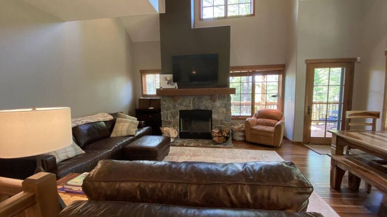 Photo of Livingroom in Tamarack Resort