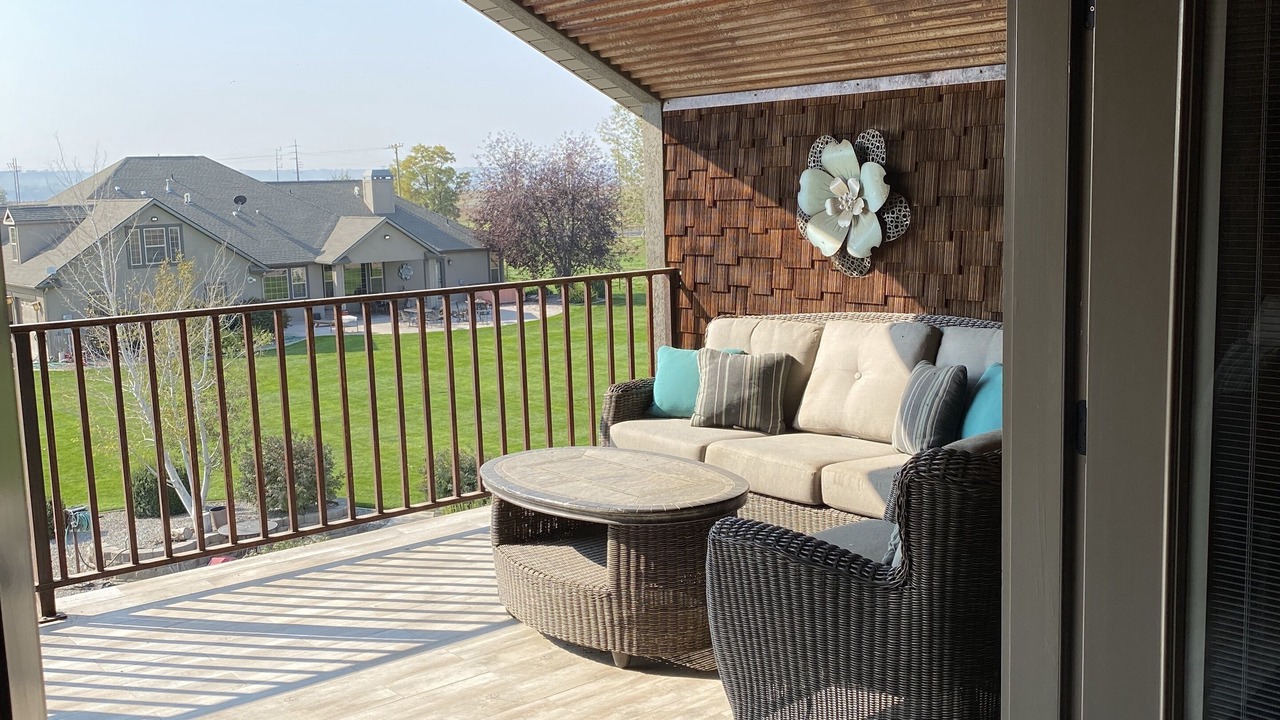 Photo of Patio Balcony in Gooding County