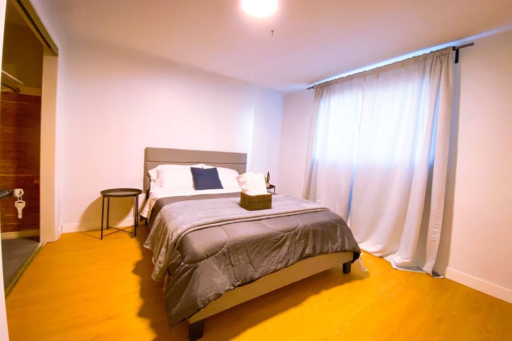 Photo of Bedroom in Holladay