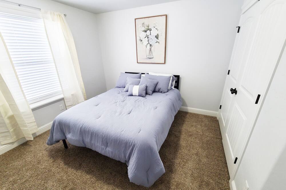 Photo of Bedroom in Idaho Falls