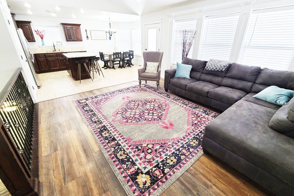 Photo of Livingroom in Idaho Falls