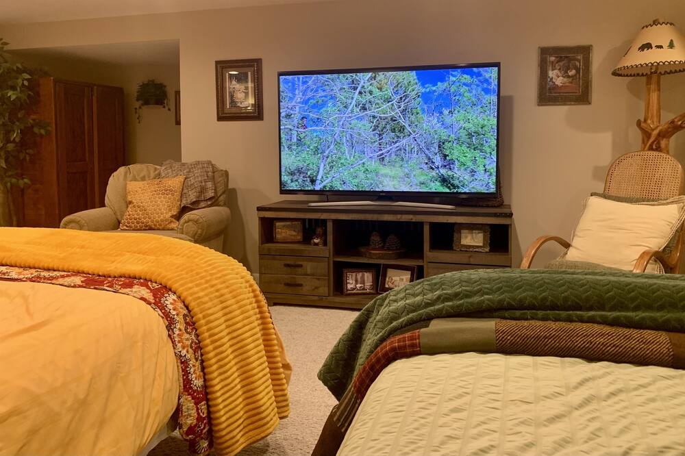 Photo of Bedroom in Holladay