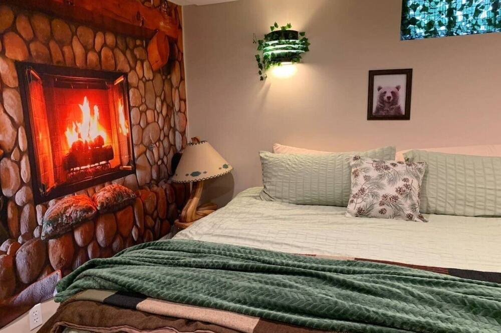 Photo of Bedroom in Holladay