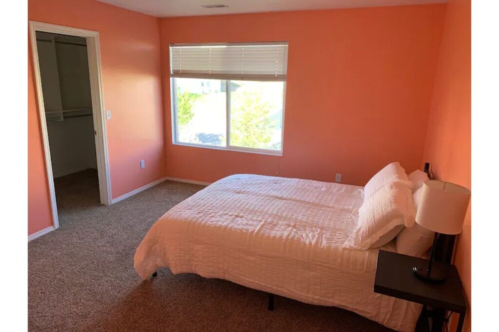 Photo of Bedroom in Saratoga Springs