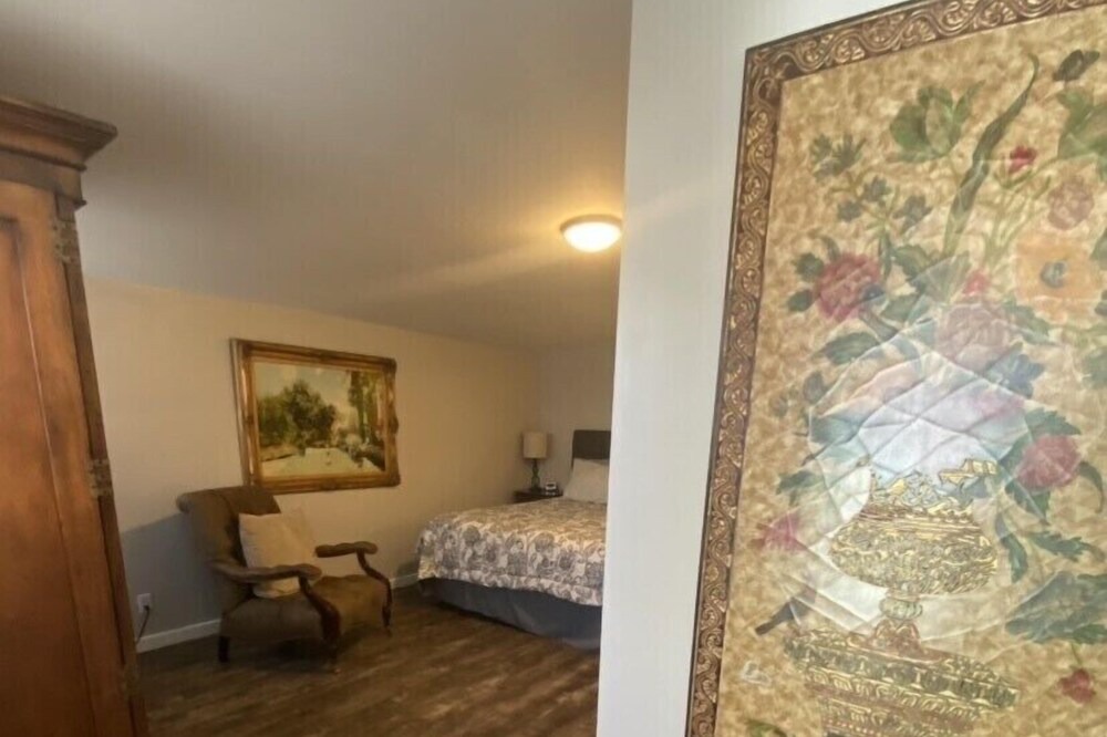 Photo of Bedroom in Millcreek