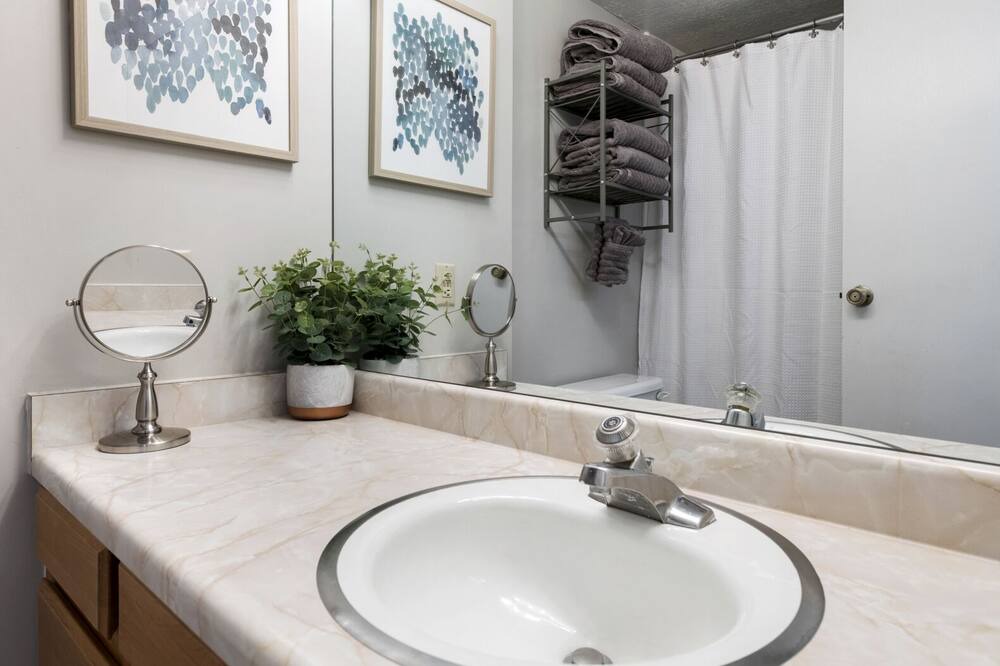 Photo of Bathroom in Wolf Creek