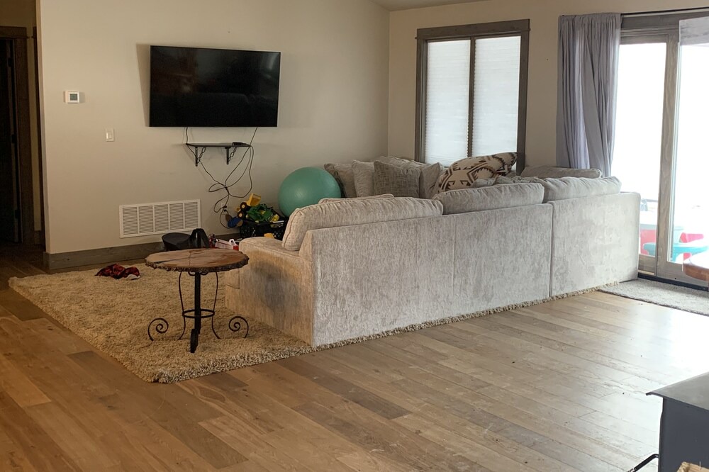 Photo of Livingroom in Ennis