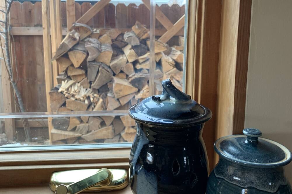 Photo of Kitchen in Depot Bench