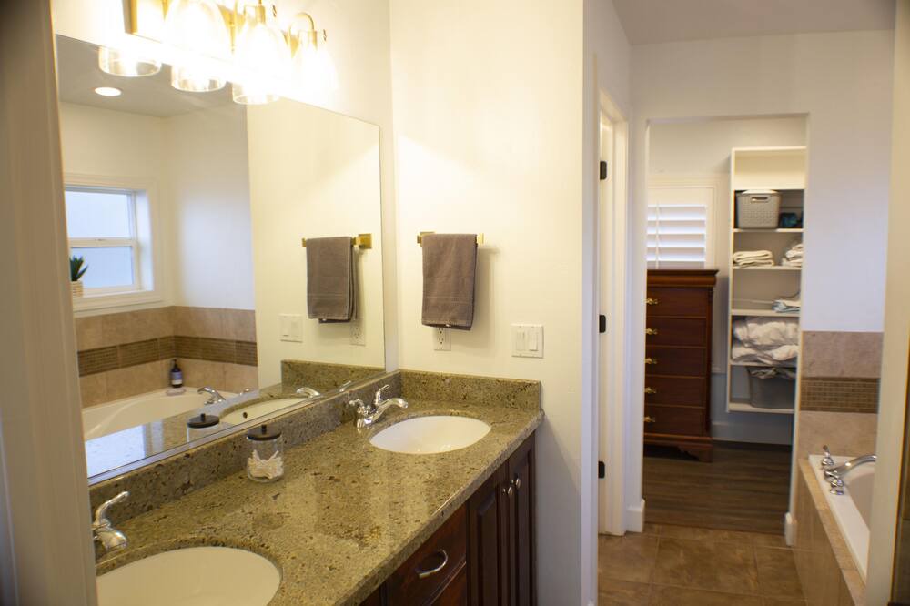 Photo of Bathroom in North Logan