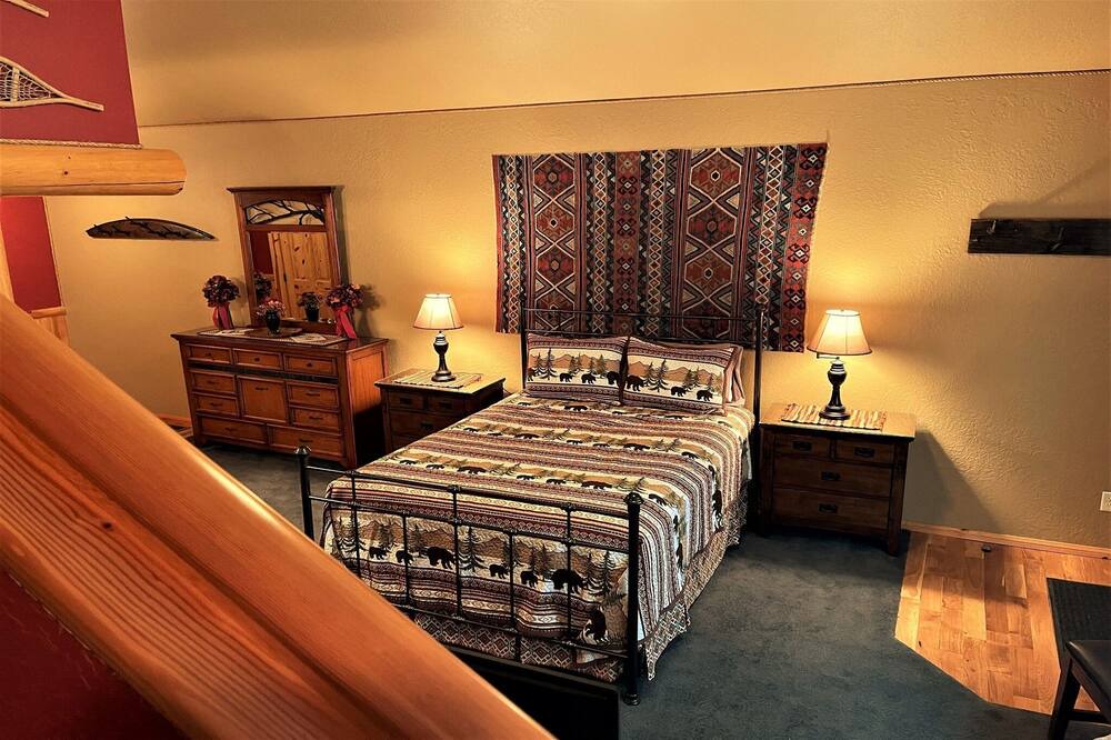 Photo of Bedroom in Irwin