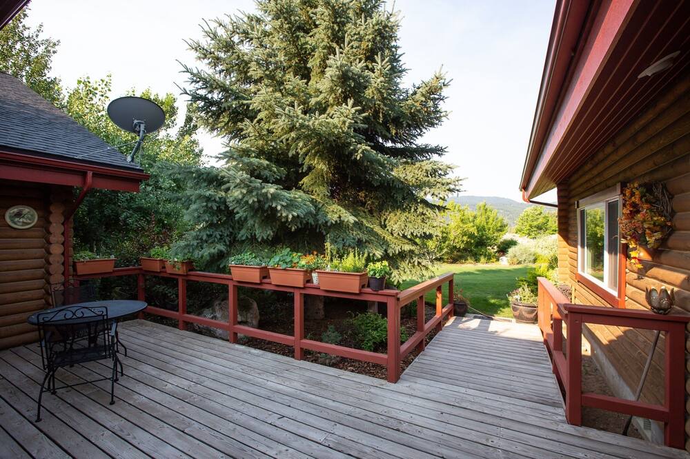 Photo of Patio Balcony in Irwin