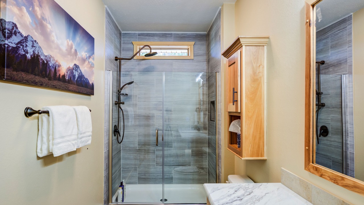 Photo of Bathroom in West Yellowstone