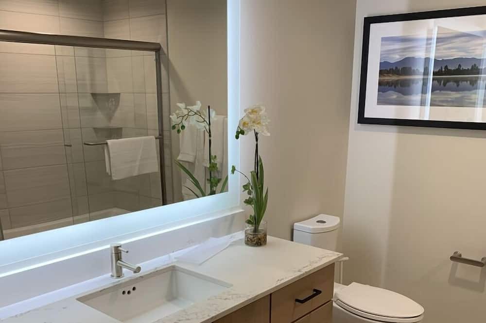 Photo of Bathroom in Tamarack Resort