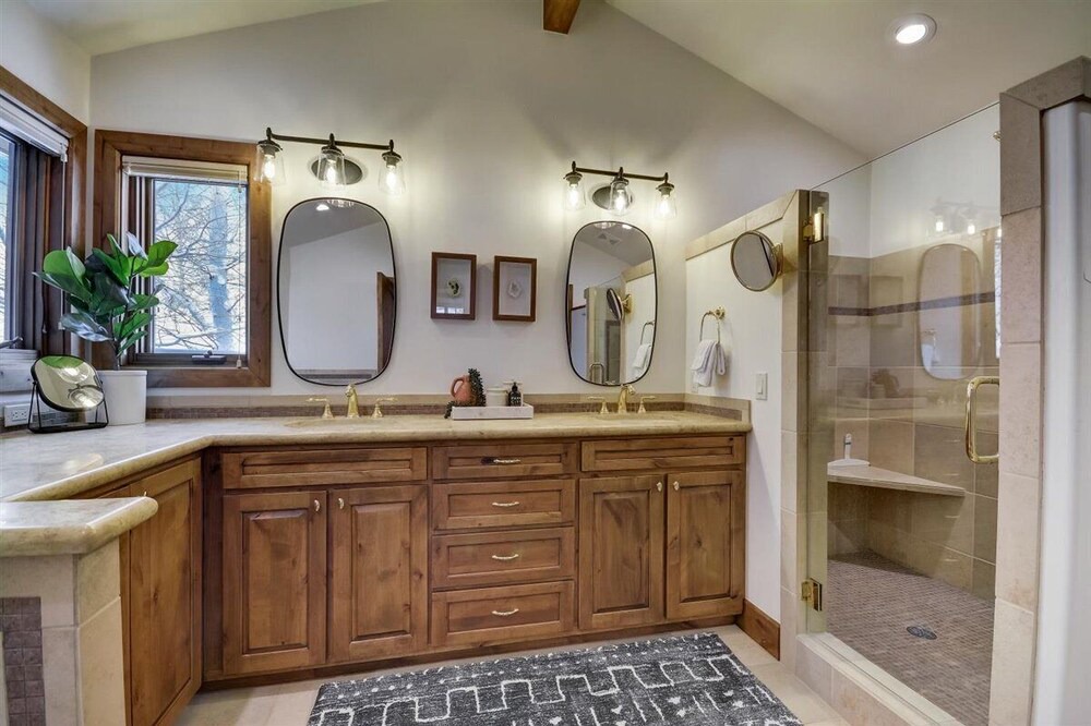 Photo of Bathroom in Deer Valley