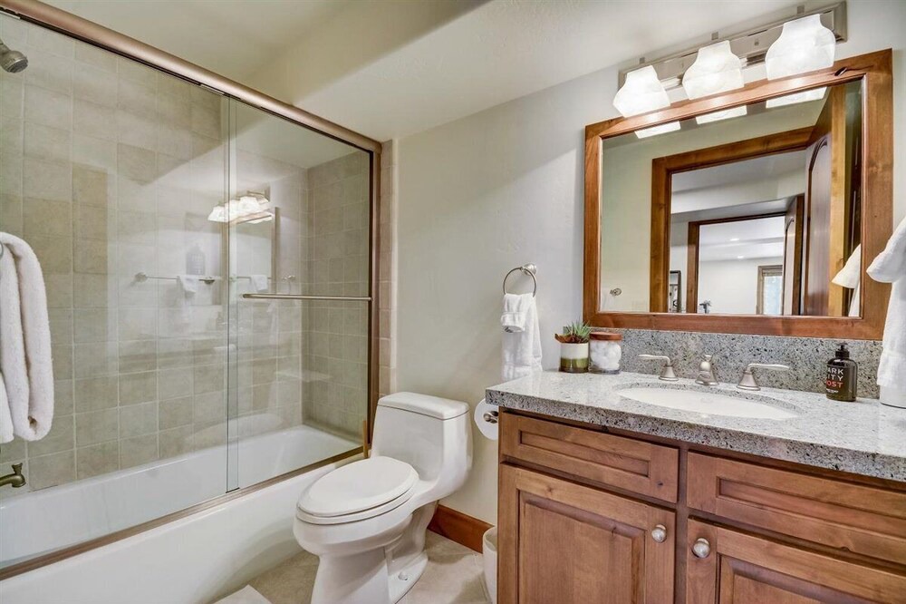 Photo of Bathroom in Deer Valley