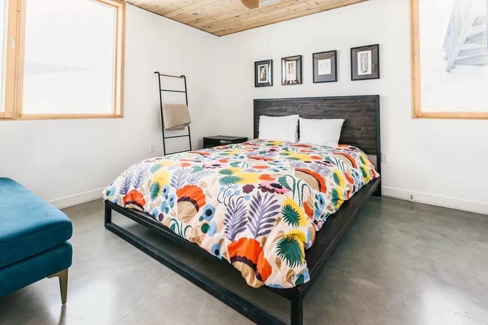 Photo of Bedroom in Eden