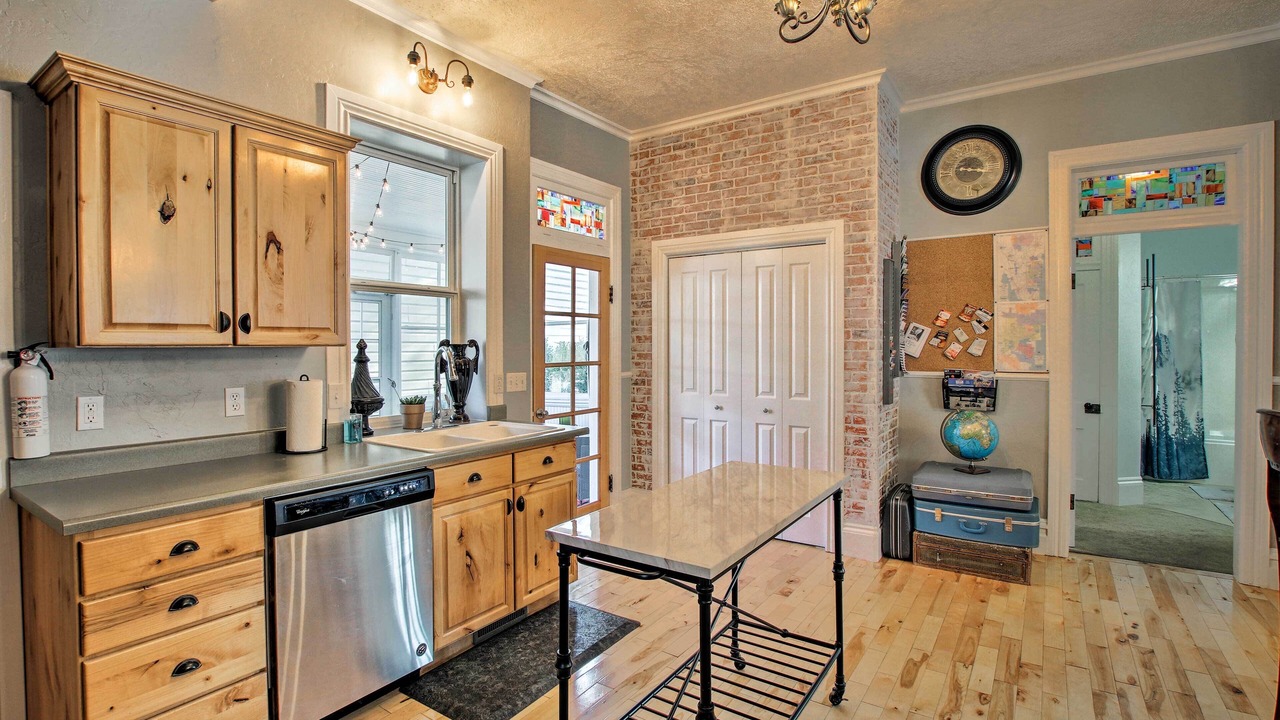 Photo of Kitchen in Logan