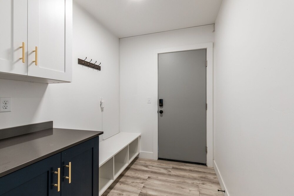 Photo of Bedroom in Central City