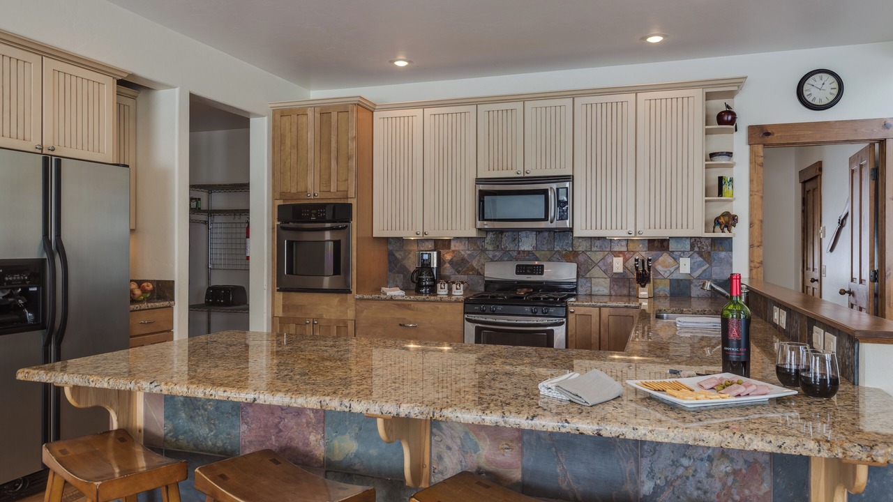 Photo of Kitchen in Alpine Northwest