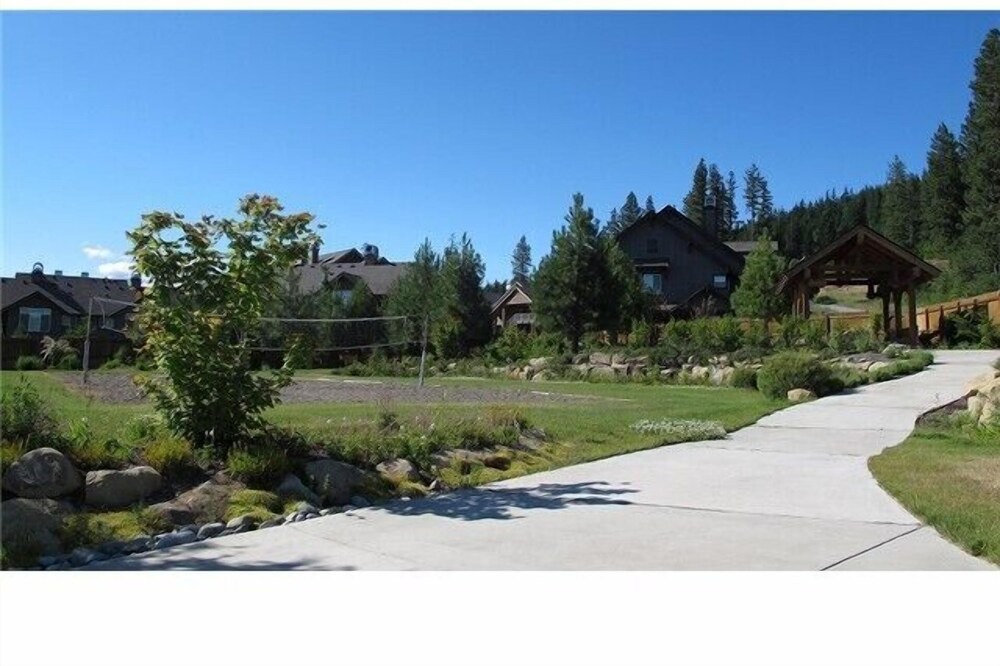 Photo of Outdoor in Ronald