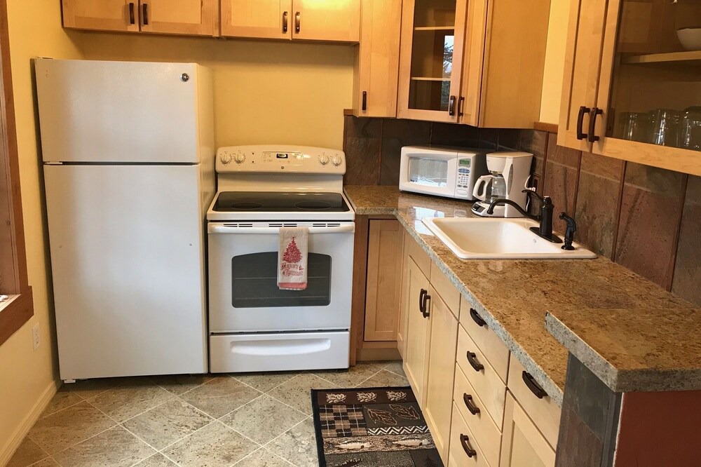 Photo of Kitchen in Roslyn Ridge