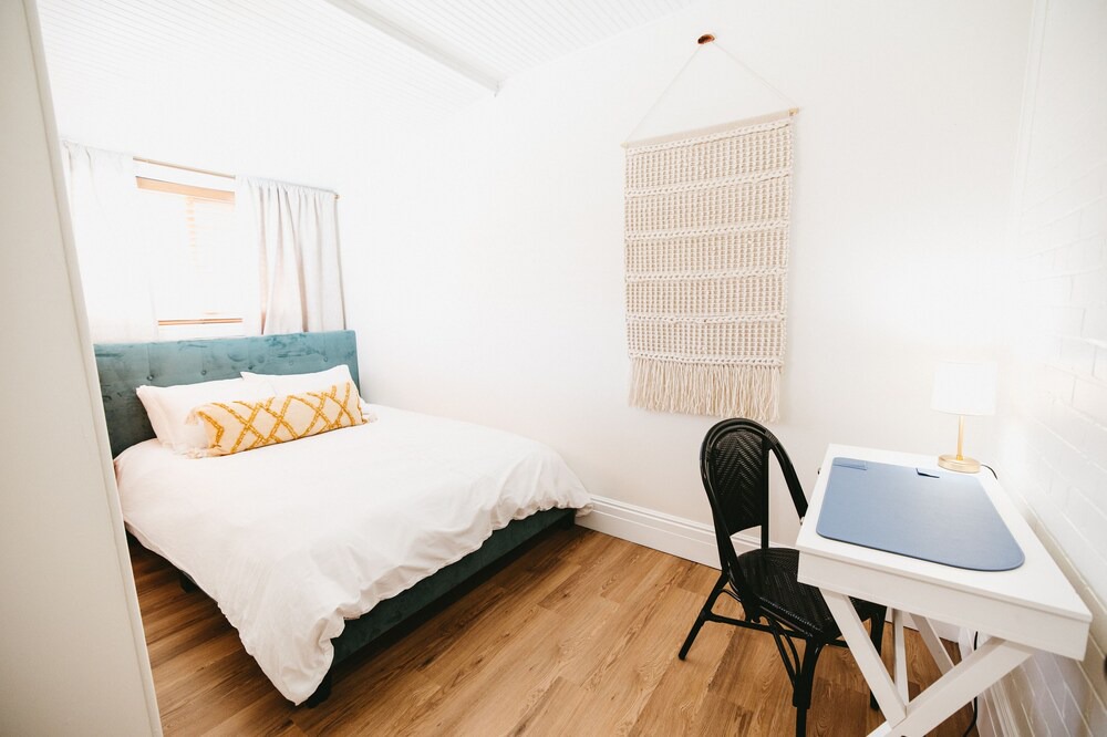 Photo of Bedroom in Central City