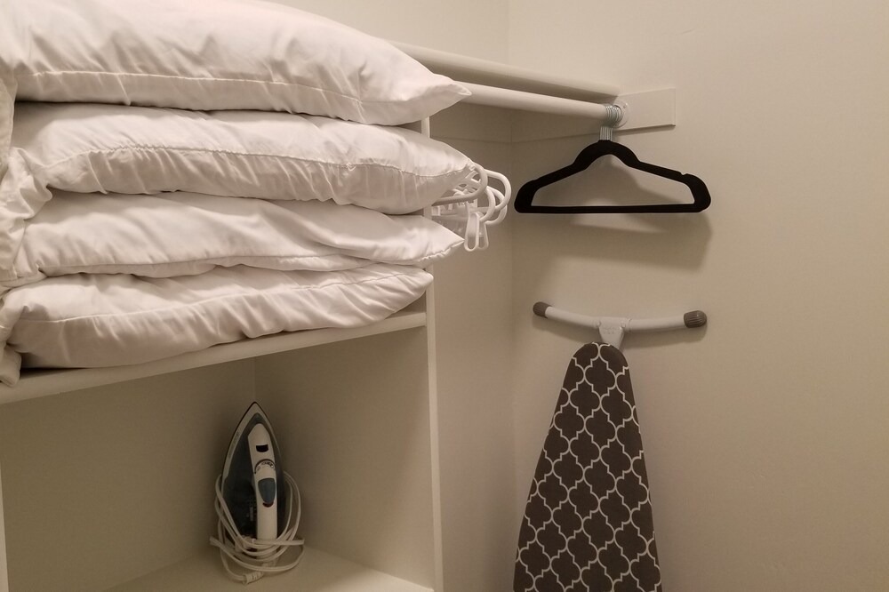 Photo of Bedroom in Central City