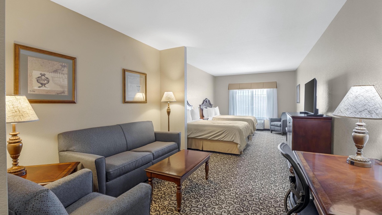 Photo of Bedroom in Frontier