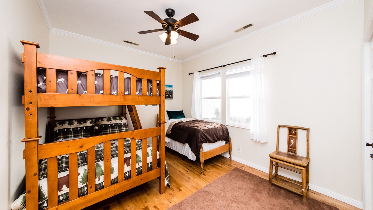 Photo of Bedroom in Woodland Estates