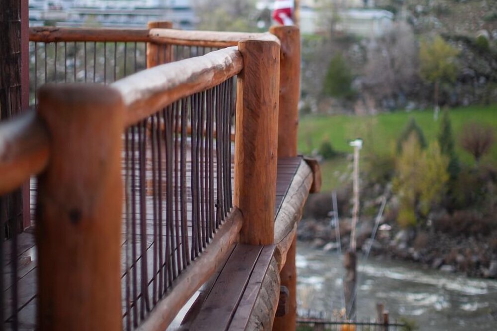 Photo of Others in Gardiner