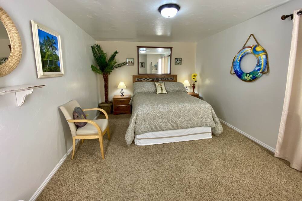 Photo of Bedroom in Holladay