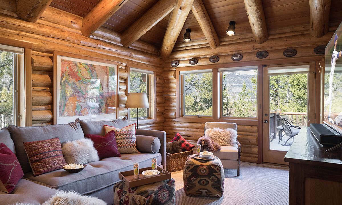 Photo of Livingroom in Crescent H Ranch
