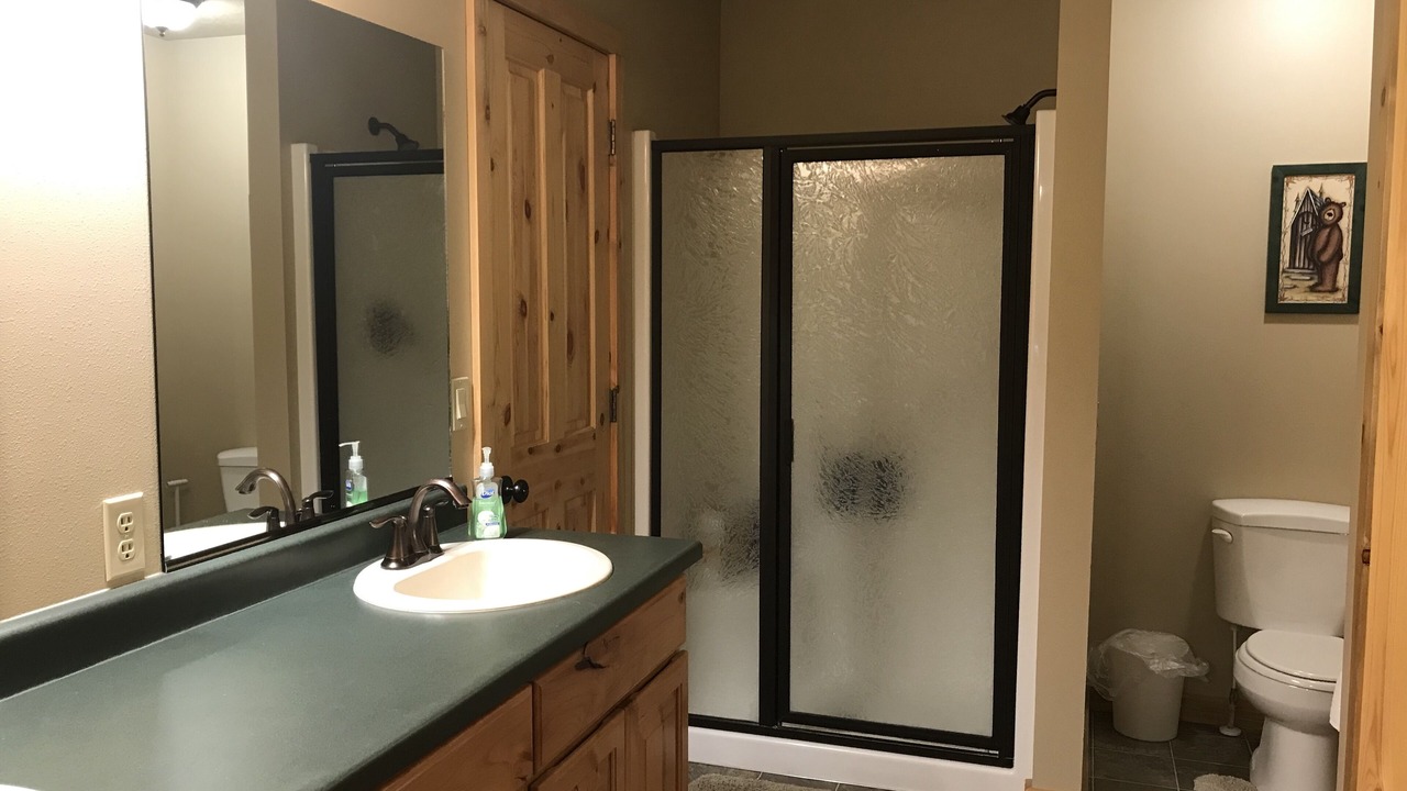 Photo of Bathroom in Harbor Village