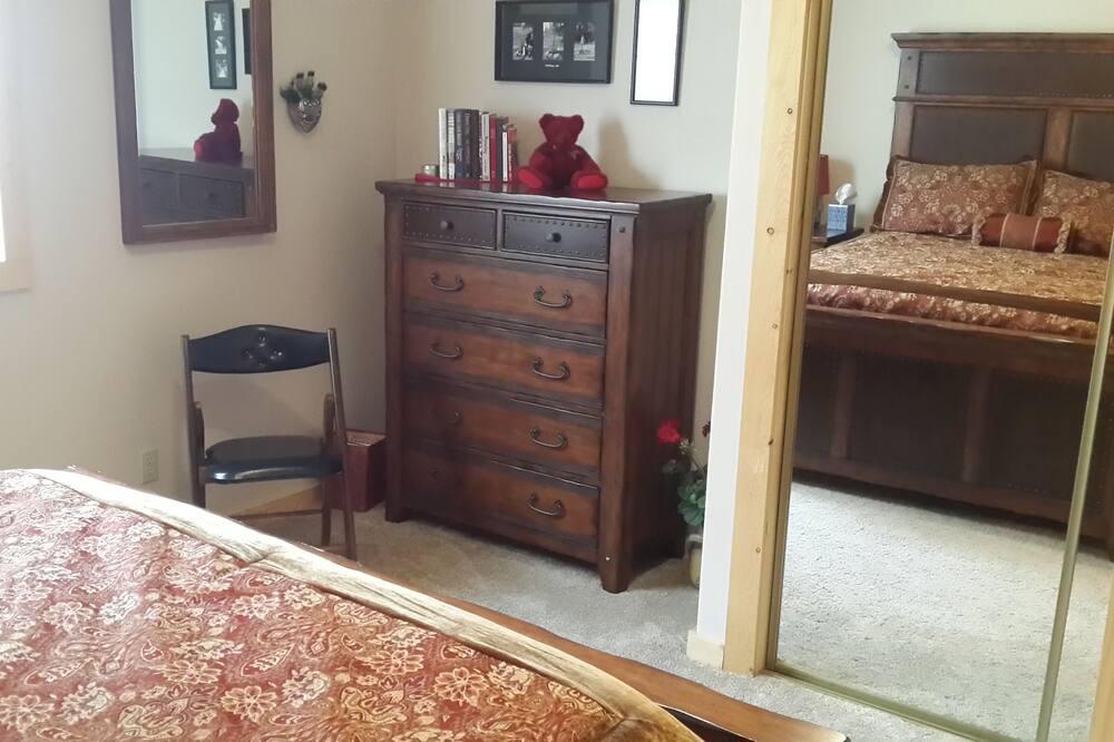 Photo of Bedroom in Pinedale