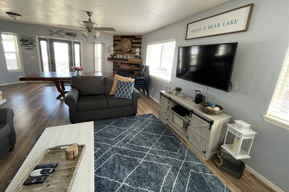 Photo of Bedroom in Harbor Village