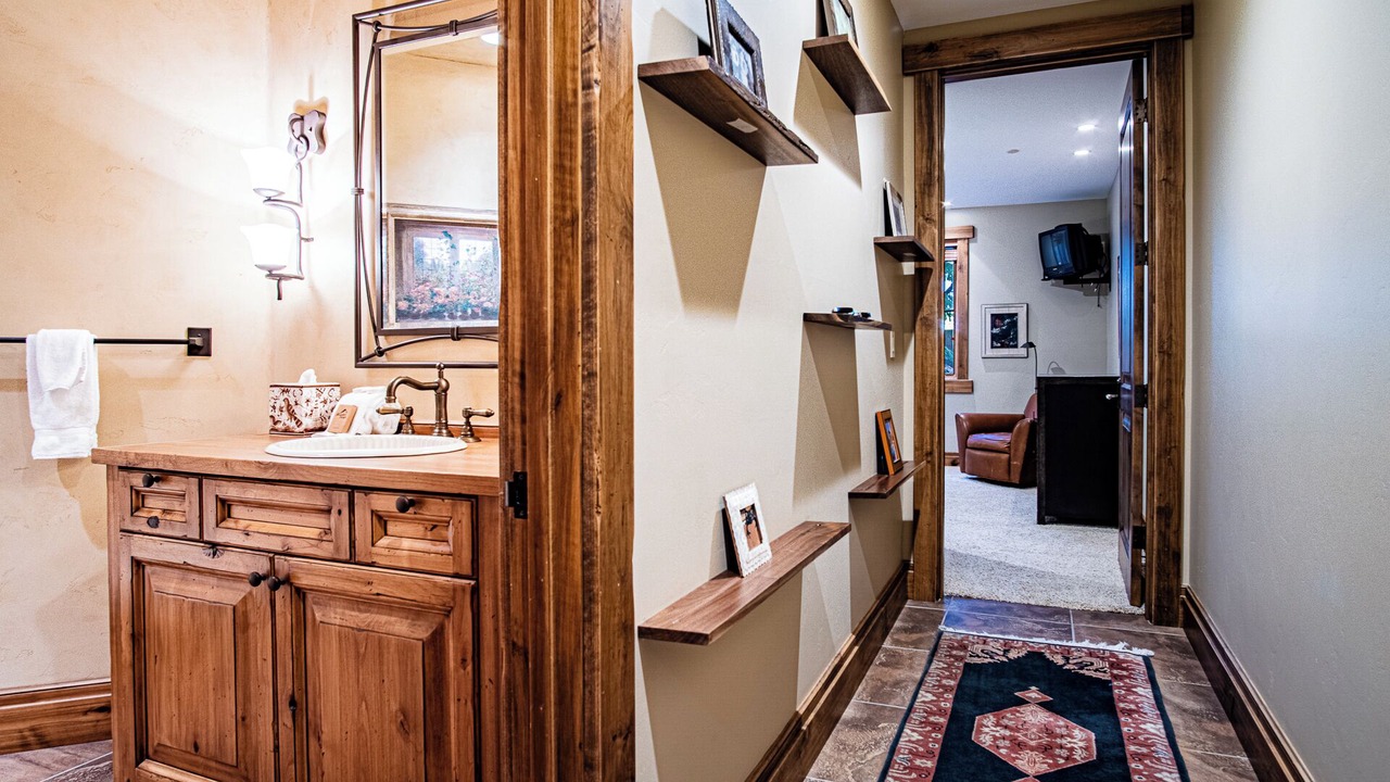 Photo of Bathroom in Warm Springs