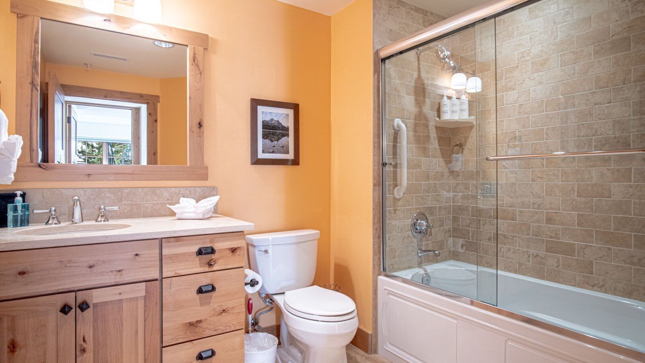 Photo of Bathroom in Elkhorn Village