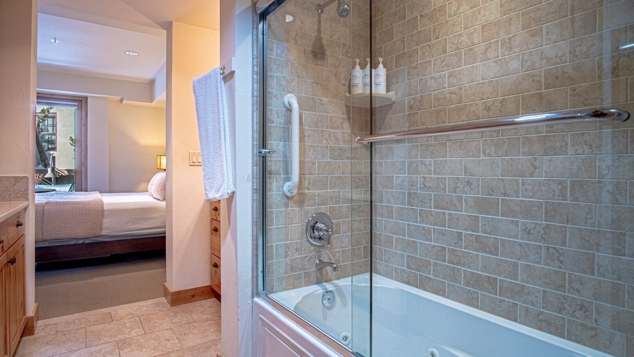 Photo of Bathroom in Elkhorn Village