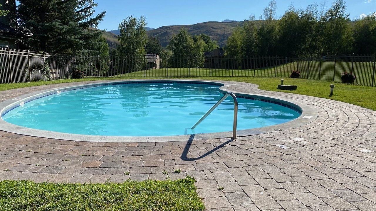 Photo of Outdoor in Elkhorn Village