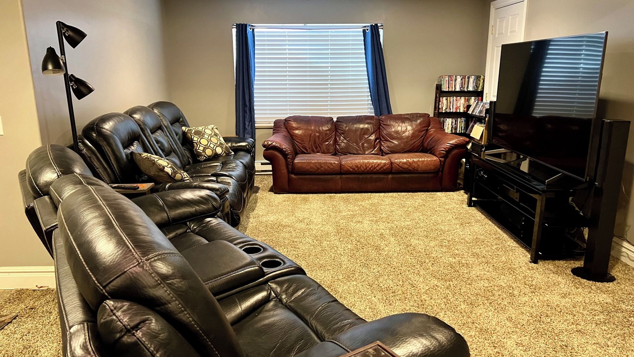 Photo of Livingroom in South Weber