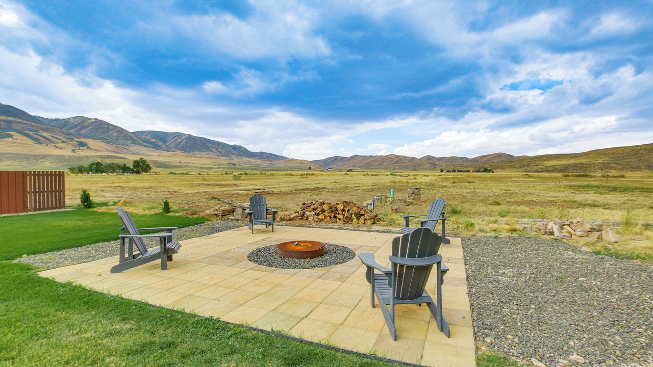 Photo of Patio Balcony in Oneida County