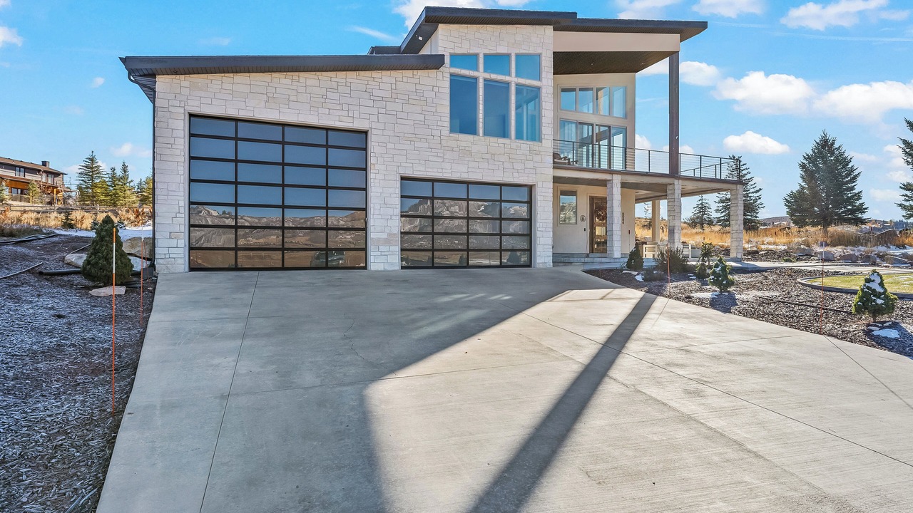 Photo of Outdoor in Highland Estates