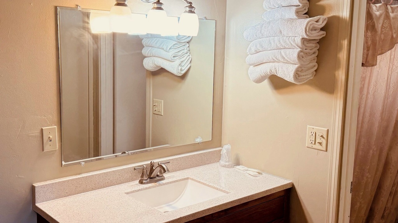 Photo of Bathroom in West Yellowstone