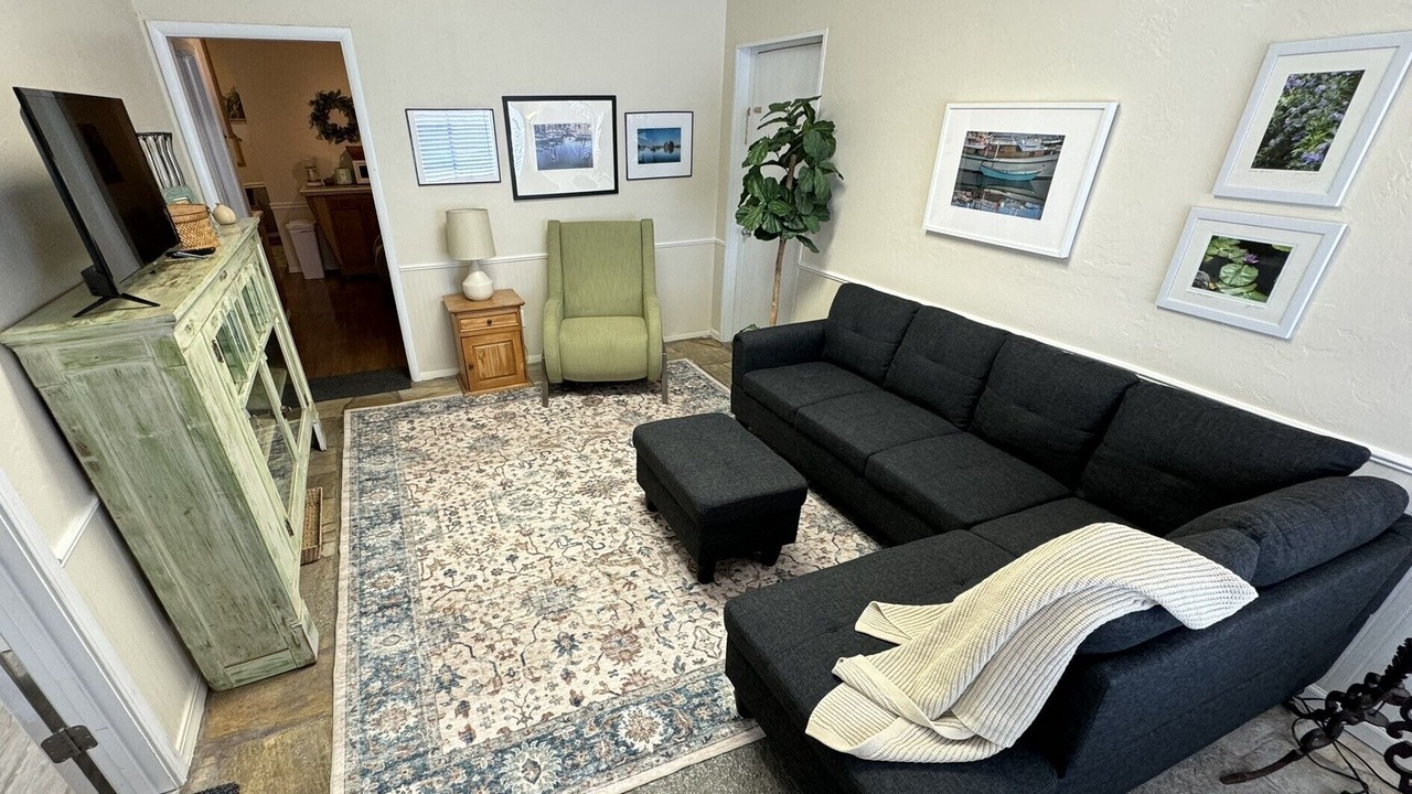 Photo of Livingroom in St. Anthony