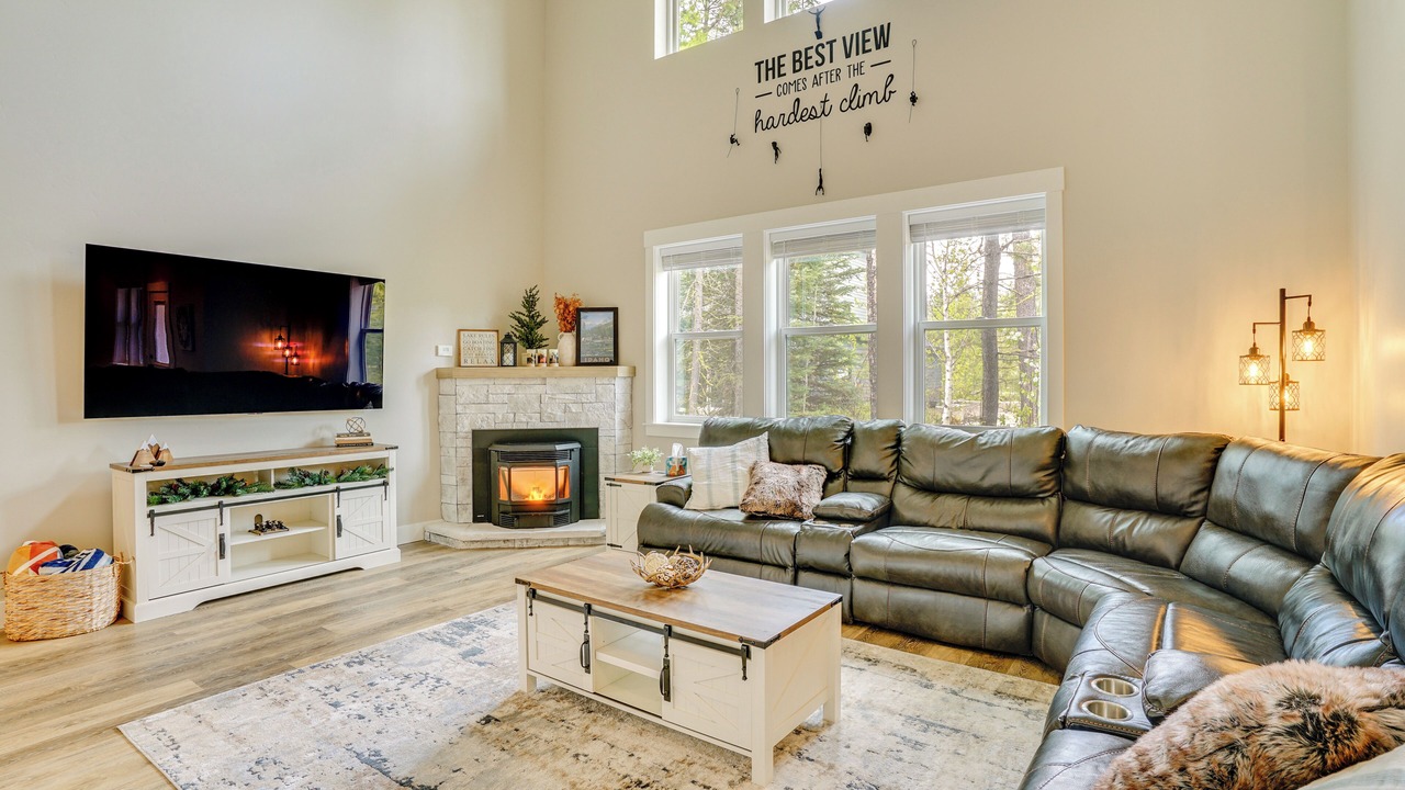 Photo of Livingroom in Tamarack Resort