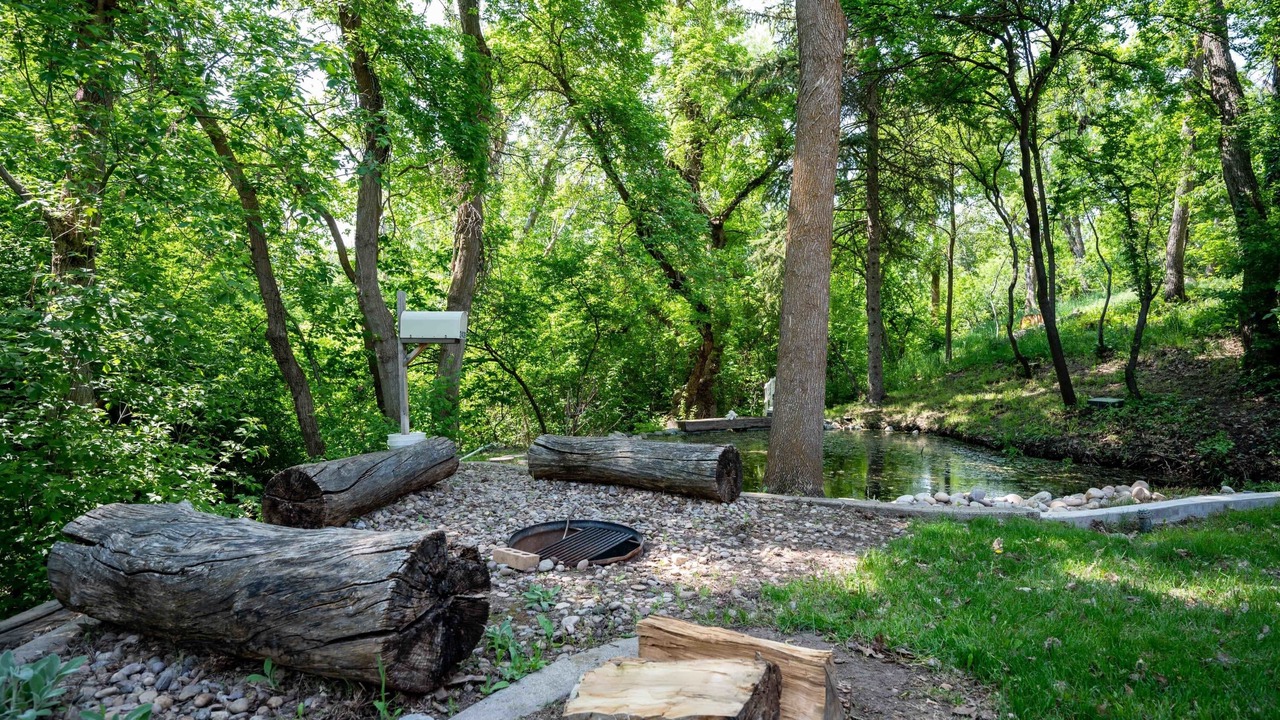 Photo of Outdoor in Woodland Estates